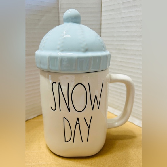 Rae Dunn Other - Rae Dunn mug with toboggan lid. White mug black letters, light blue top.